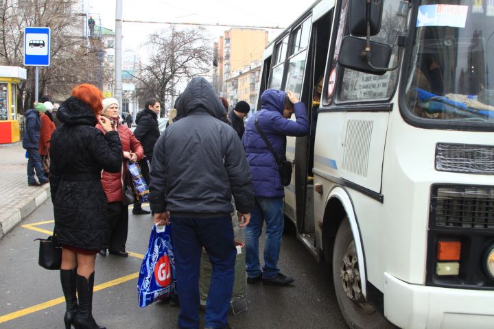 Белгородцы ждут автобус 1,5 часа