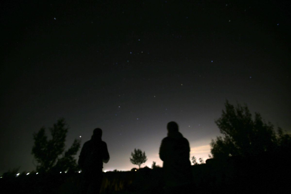Девам повезёт в лотерею, а Рыбам нужно перестать заедать стресс