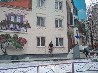 В Белгороде появился романтичный мурал