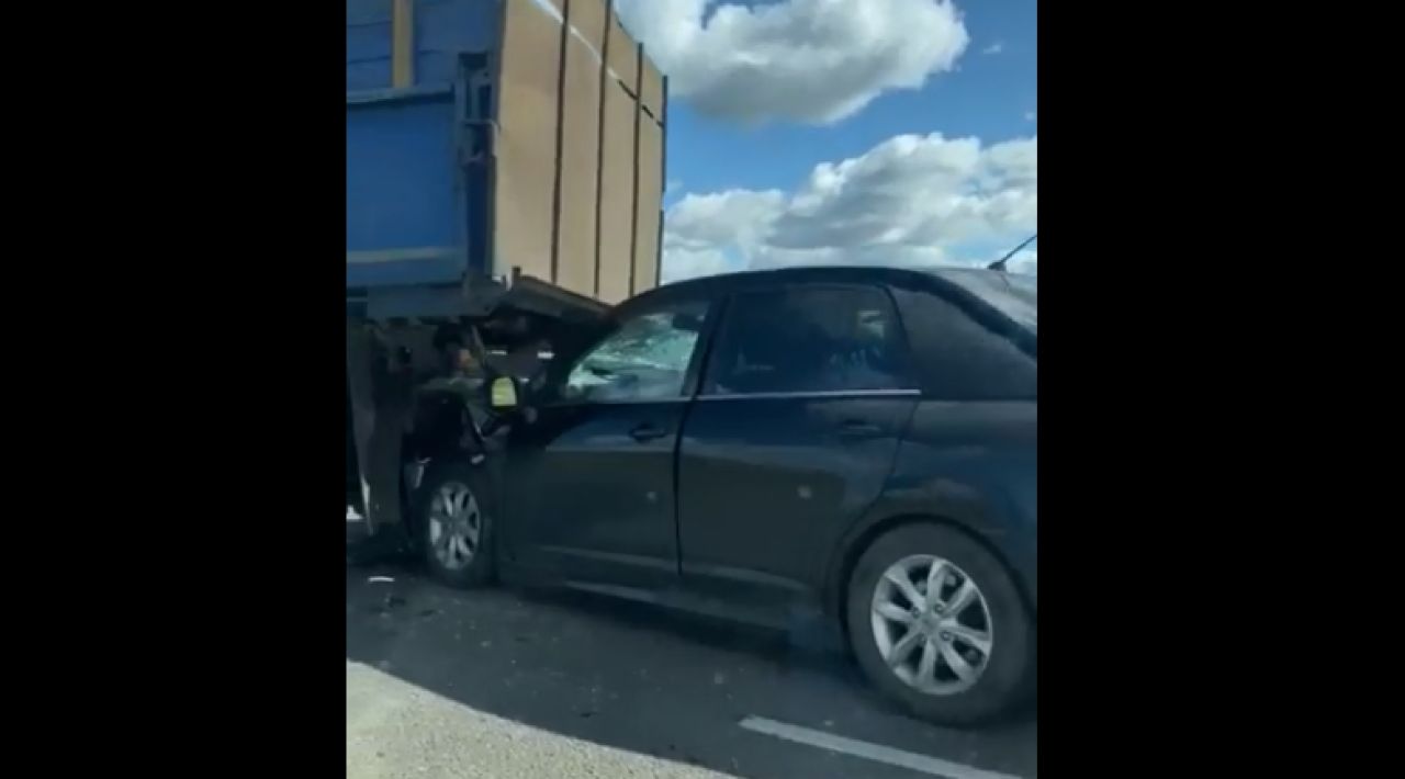 В Белгородской области «Ниссан» залетел под ЗИЛ