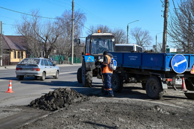 Белгородские дороги начали чистить от реагентов