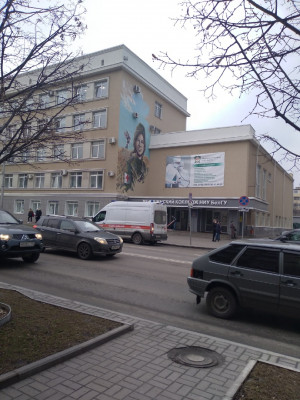 Возле здания правительства в Белгороде вновь заметили машины экстренных служб