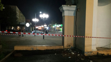 В Белгороде разваливается арка на входе в Центральный парк