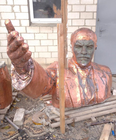 Памятник Ленину не вернули в Центральный парк Белгорода