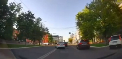 В Белгороде водителя-нарушителя оштрафовали из-за видео в интернете