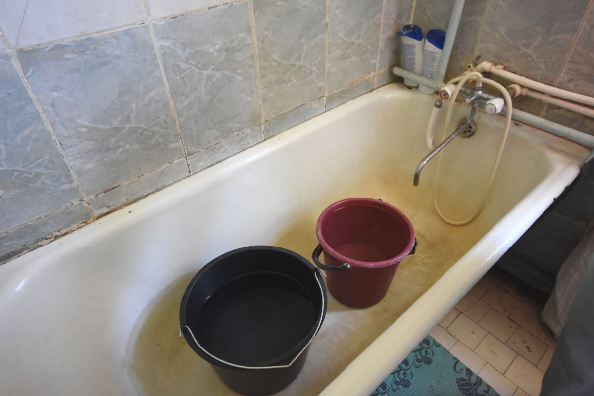 Белгородцы продолжают страдать без воды&nbsp;