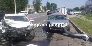 В Белгороде подросток пострадал в столкновении двух авто