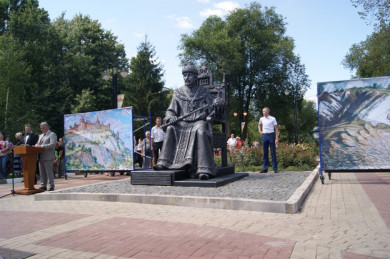 Белгородцы просят перенести памятник царю Фёдору Иоанновичу