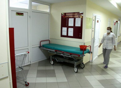 В Старом Осколе беременная женщина не может попасть к врачу