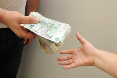 Белгородским    многодетным семьям выплатили по 50 тыс. рублей 