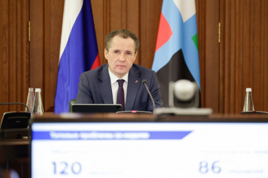 Белгородский губернатор жестко отчитал руководителя ЦЭБа в прямом эфире