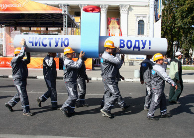 Жители Старого Оскола боятся пить воду из крана 