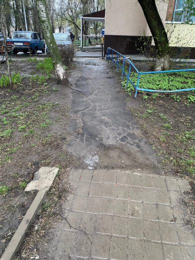 Белгородцы просят 4 метра дорожки