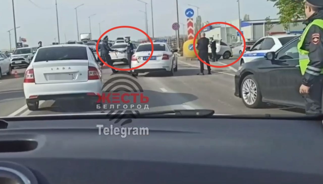 В Белгороде серьезное ДТП парализовало движение по Чичерина