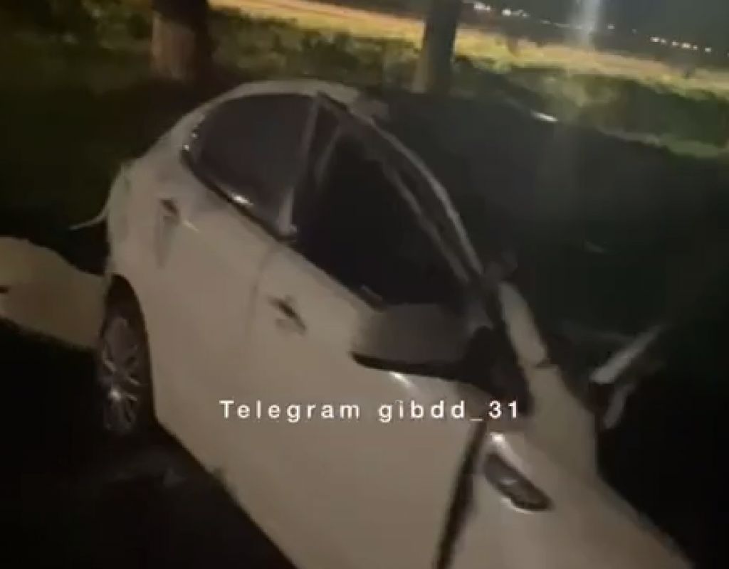 В Белгородской области машина с девушками вылетела с трассы