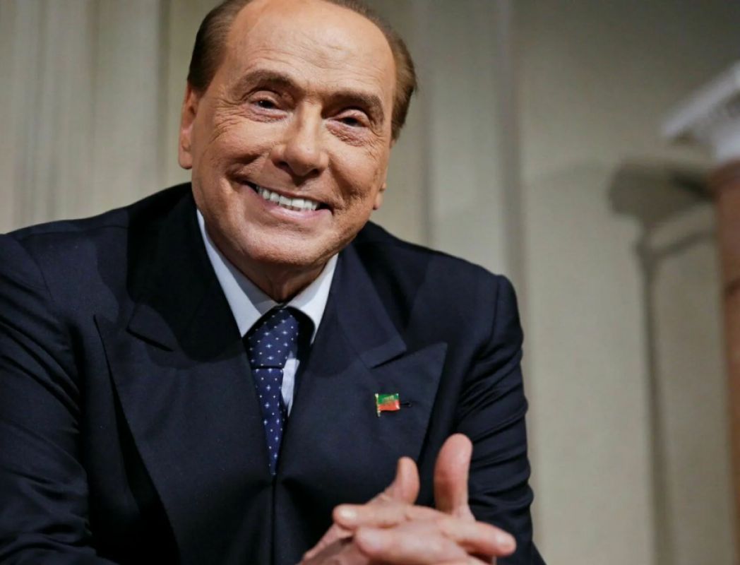 Умер бывший премьер-министр Италии Сильвио Берлускони