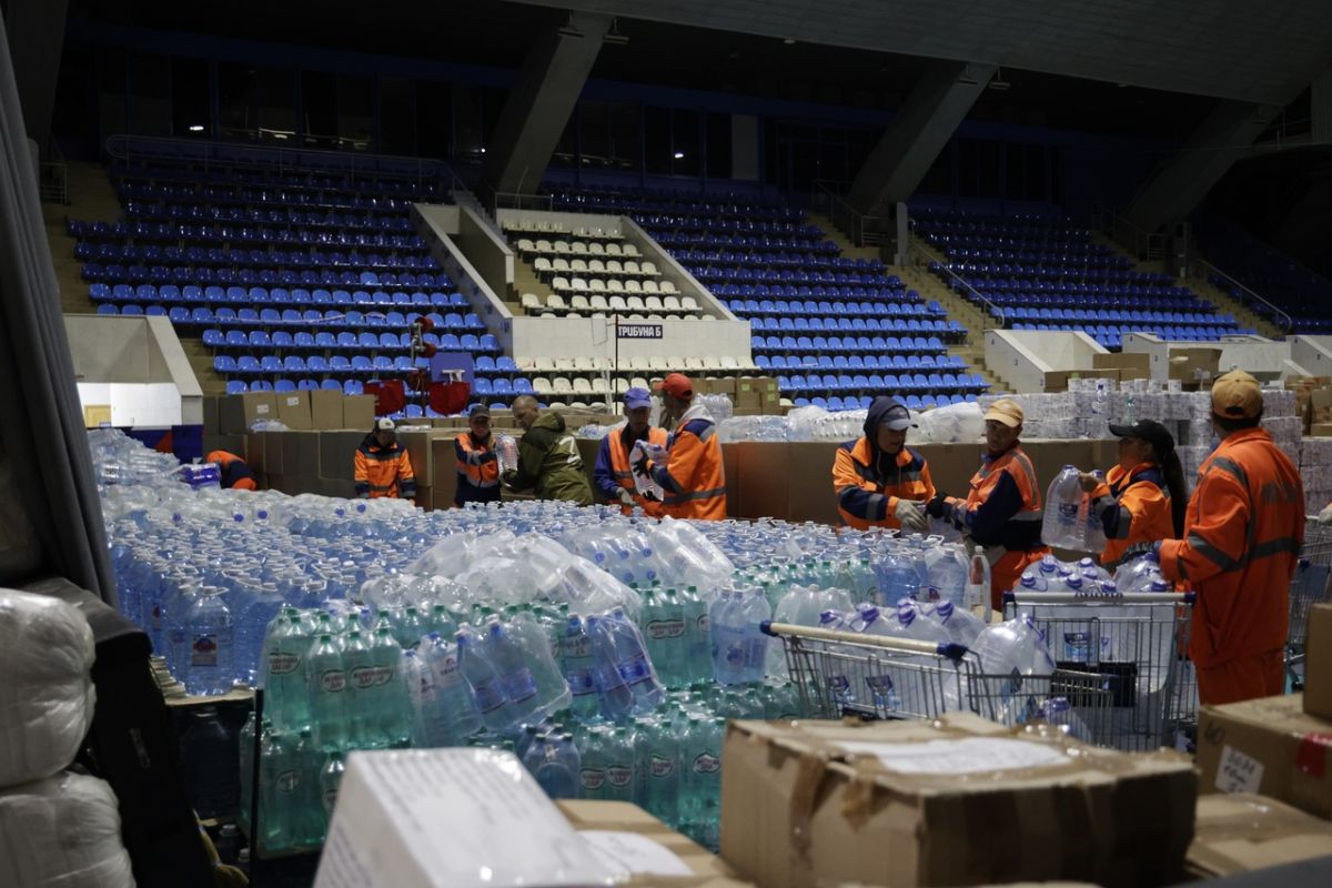 В Белгороде пункты выдачи гуманитарной помощи возобновят работу