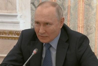 Путин высказался о необходимости мобилизации и введения военного положения в России