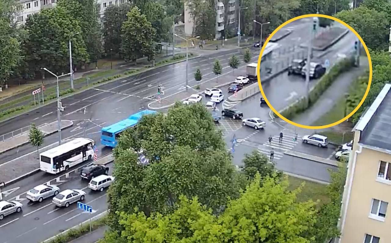 В Белгороде ДТП парализовало движение по многострадальной Щорса