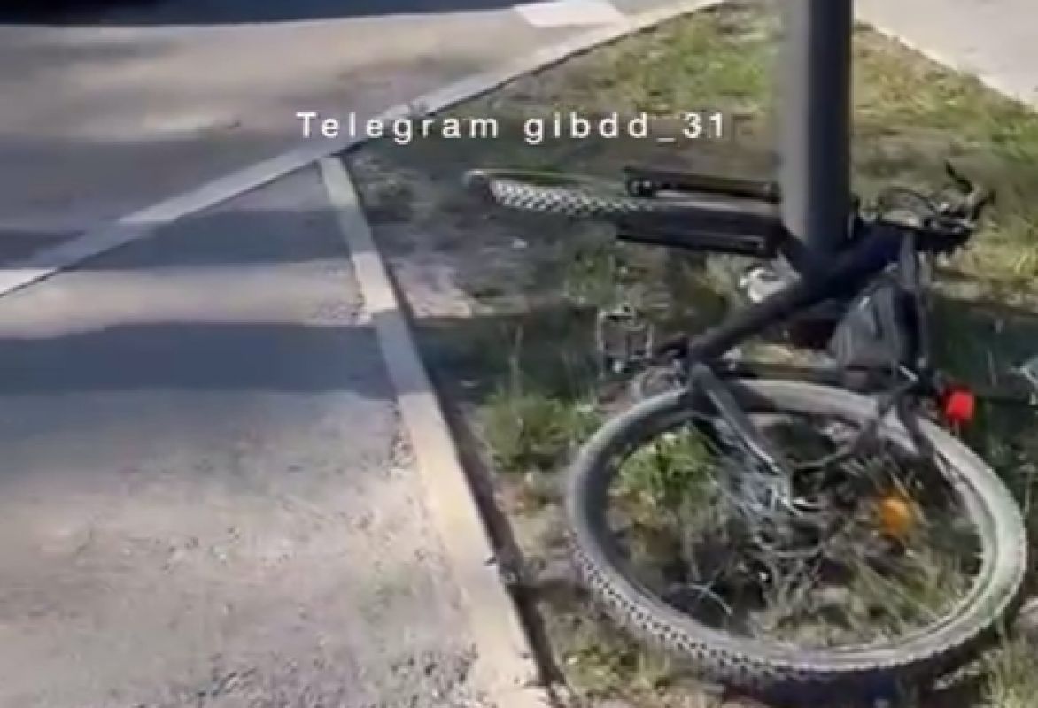 На Щорса машина сбила велосипедиста