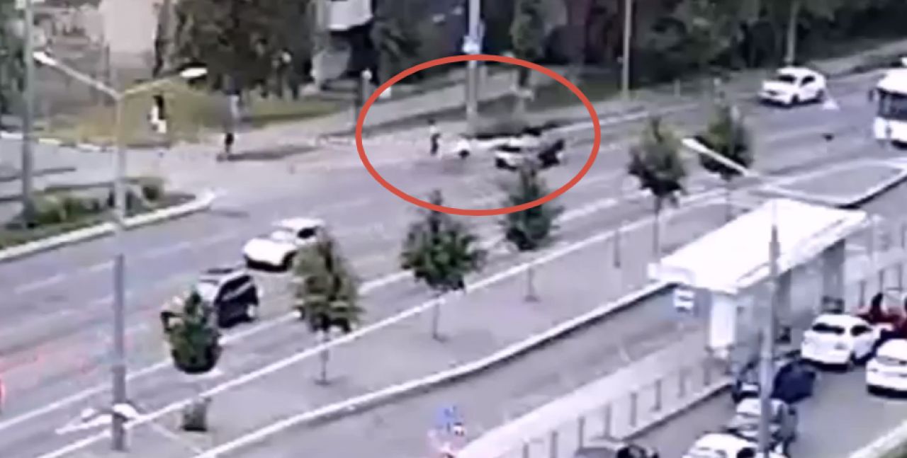 В сеть попало видео аварии с велосипедистом в Белгороде