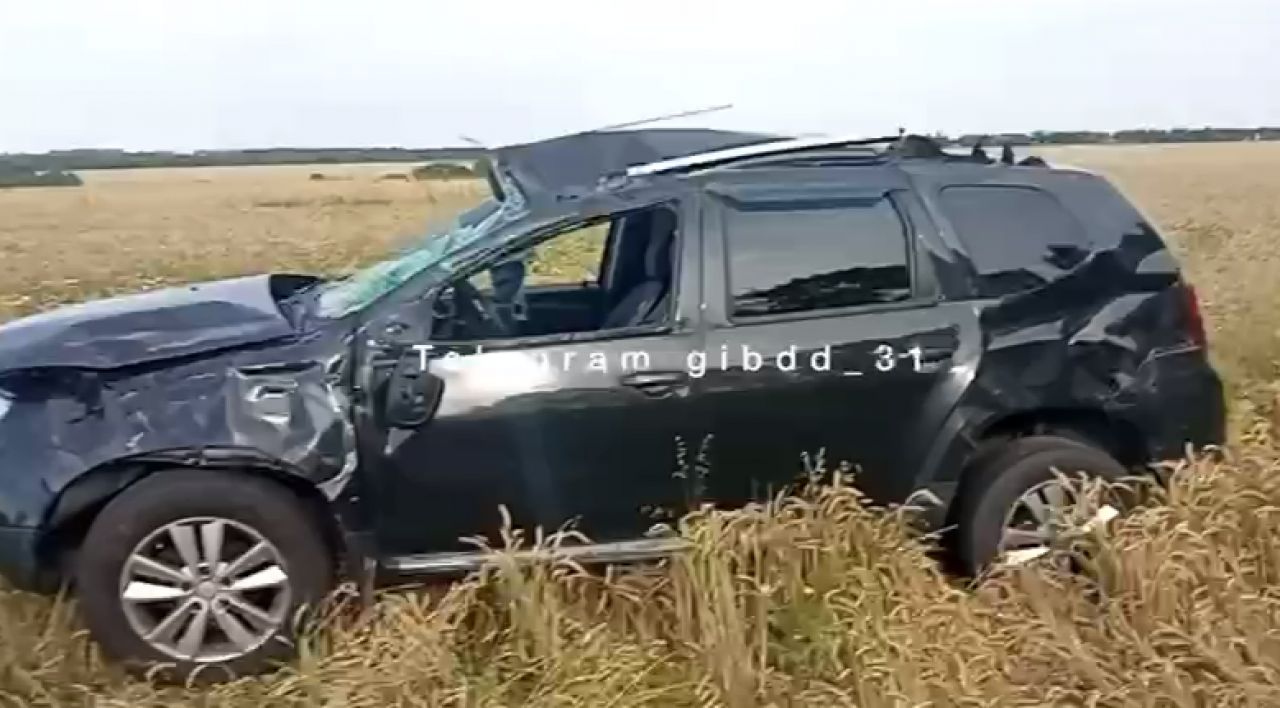 В Белгородской области женщина перевернулась на внедорожнике