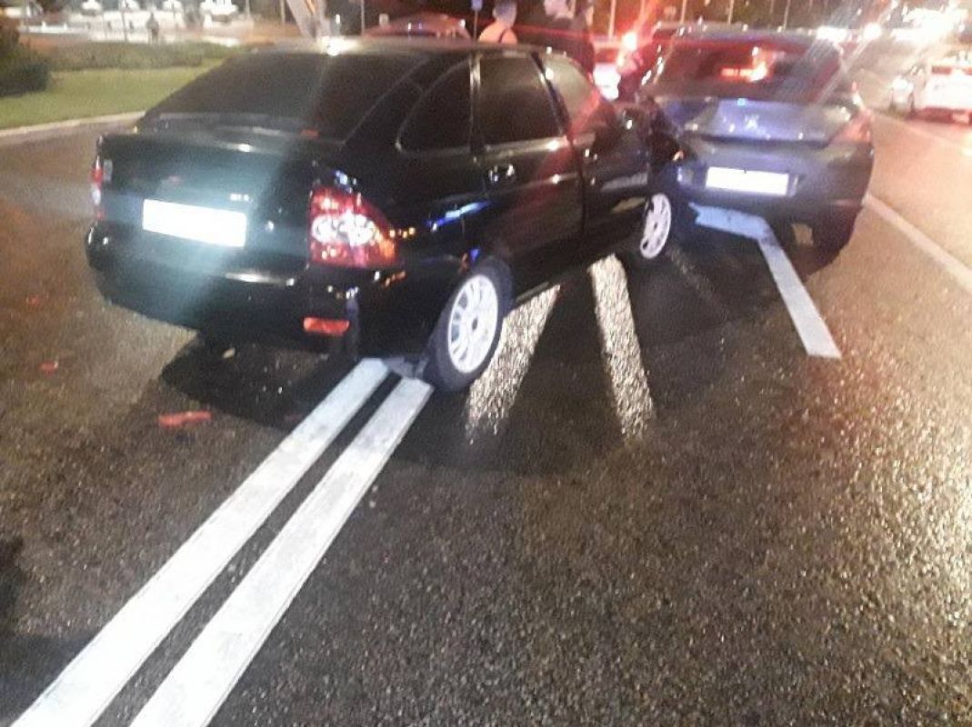 В Белгороде столкнулись четыре машины