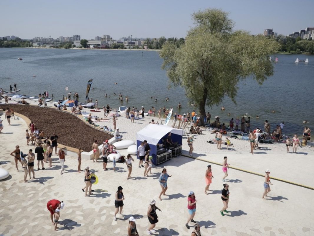 Белгородцам не хватает навесов на пляже&nbsp;