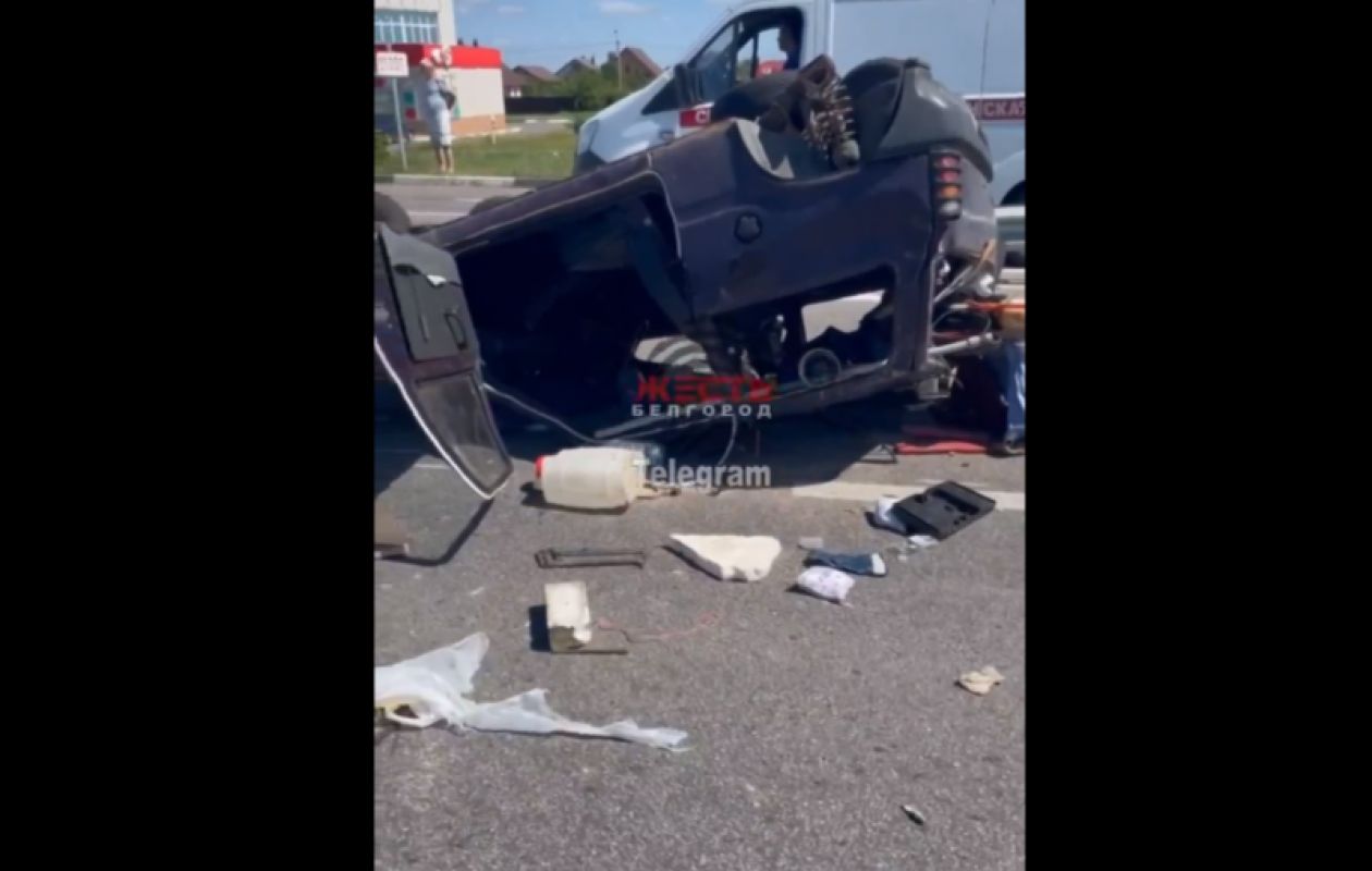 В Таврово перевернулась «Ока»