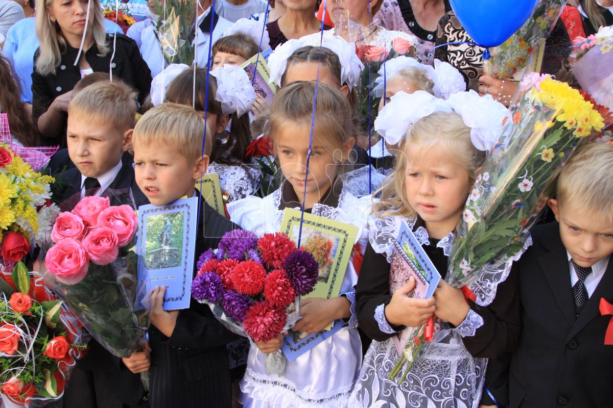 Дополнительную выплату на школьников могут ввести к 1 сентября
