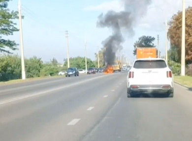 В Белгороде на Сумской сгорела машина