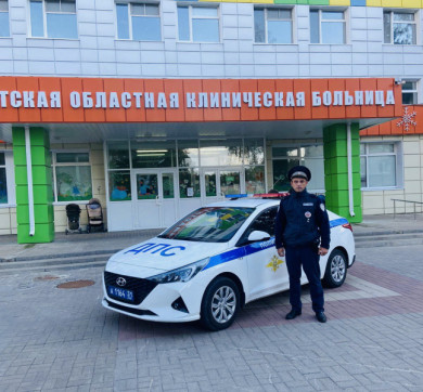 В Белгороде инспектор ДПС помог спасти малышку с эпилептическим припадком