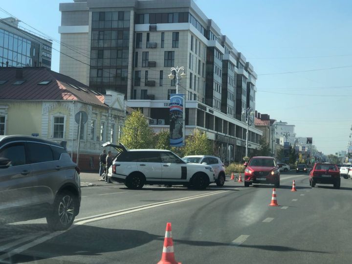 В Белгороде из-за ДТП перекрыли Гражданский проспект