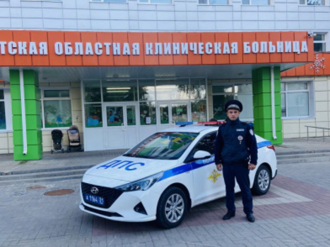Белгородский сотрудник ГИБДД помог спасти ребёнка