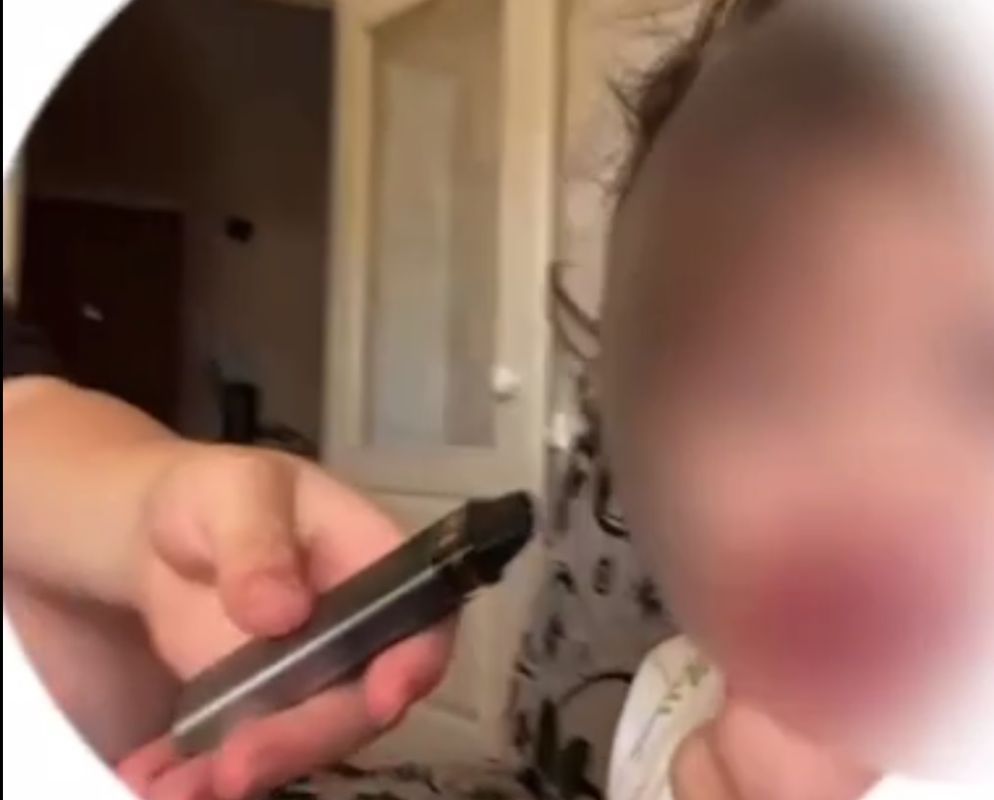 Бастрыкин заинтересовался делом девочки, которую сестра заставила курить на&nbsp;камеру в&nbsp;Воронеже