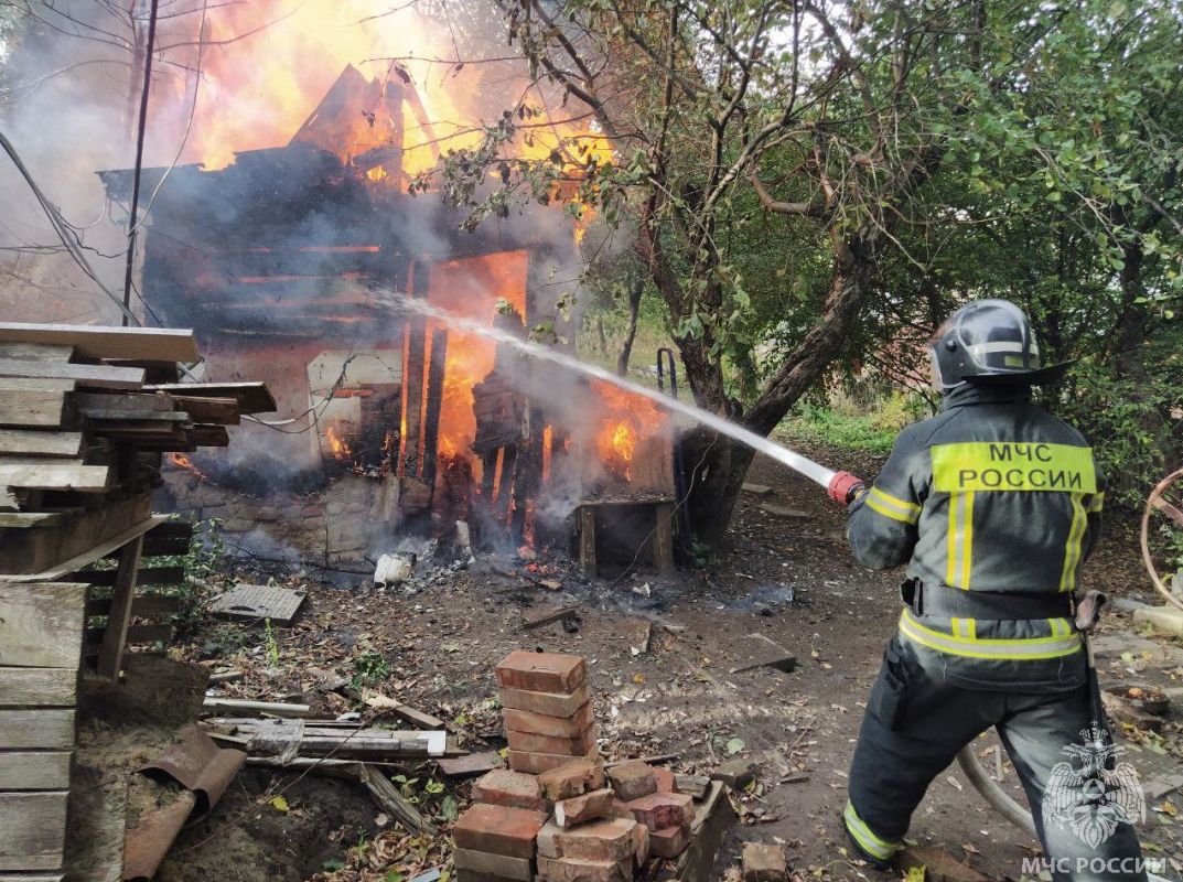 Жителей Белгорода напугал пожар