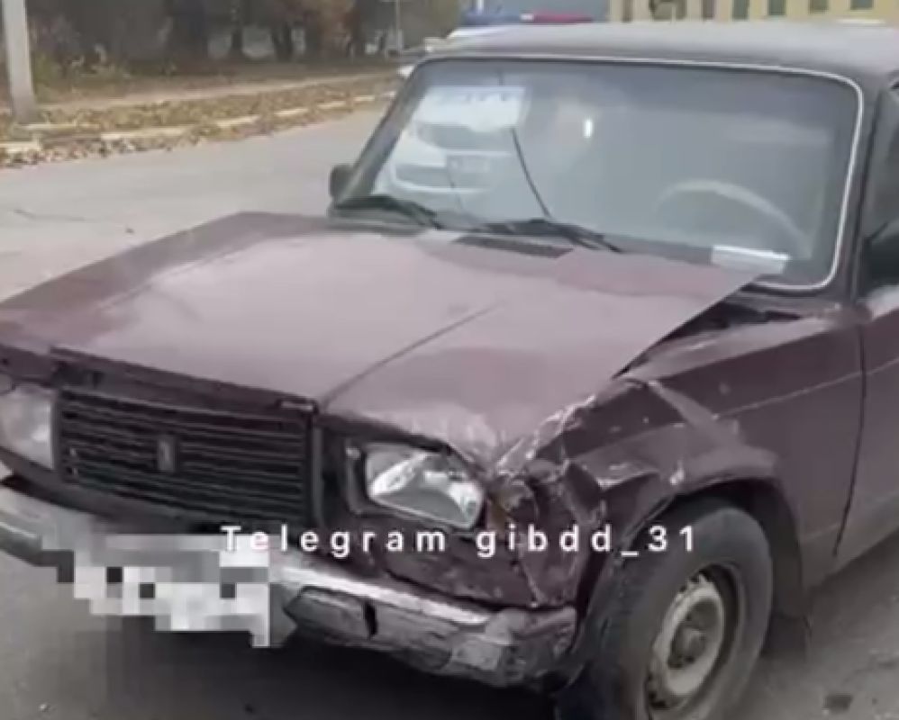 В Белгороде мужчина пострадал в столкновении двух машин