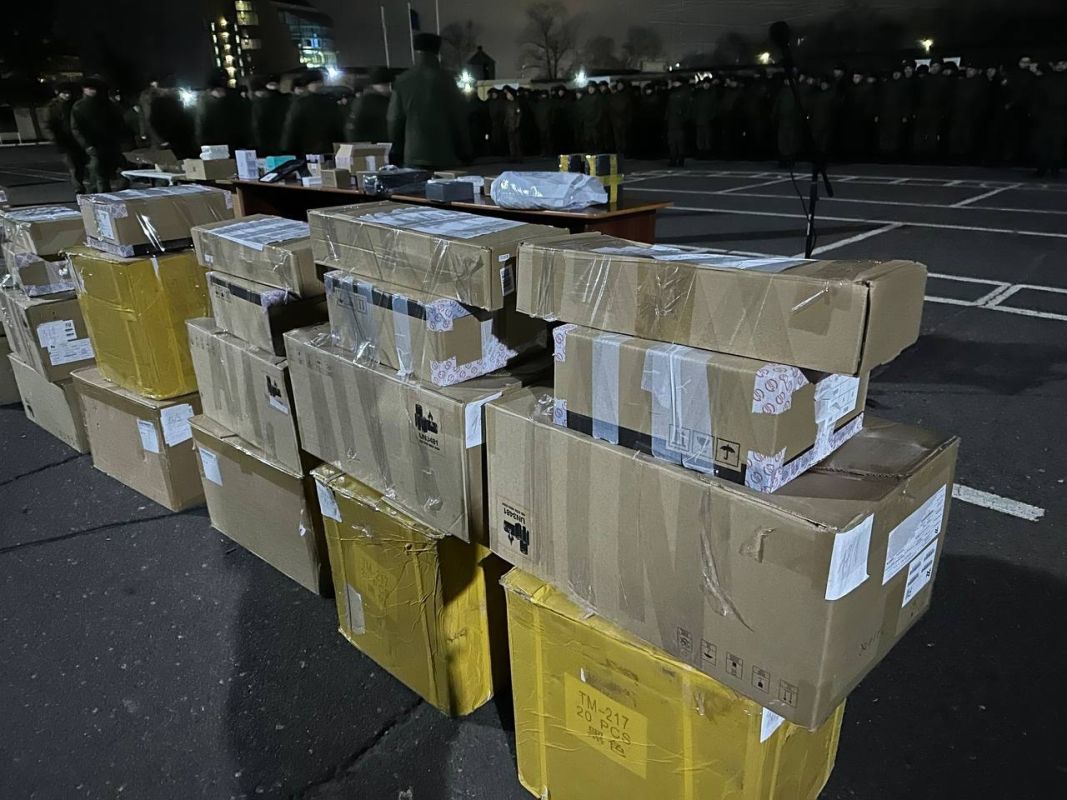 Жене белгородского военного помогли передать посылку для супруга