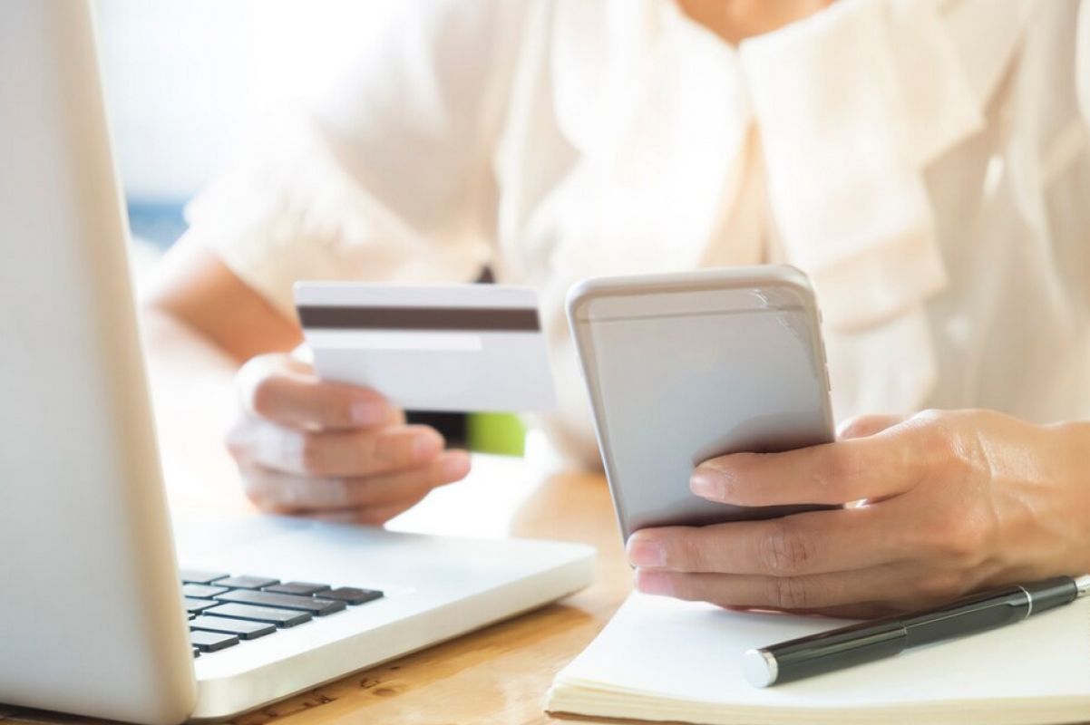 Россияне массово пожаловались на&nbsp;сбой в&nbsp;работе приложения Сбербанка