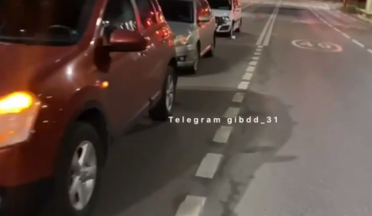 В Стрелецком столкнулись три машины