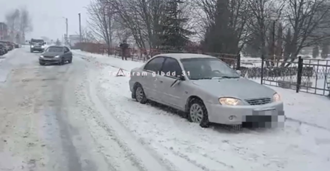 В Строителе машина сбила молодую женщину