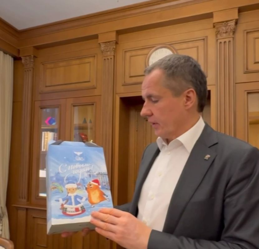 Белгородский губернатор показал сладкие подарки для дошколят и учеников начальных классов