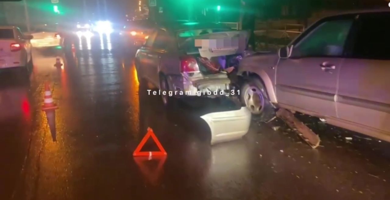 Девочка пострадала в массовой аварии в Алексеевке