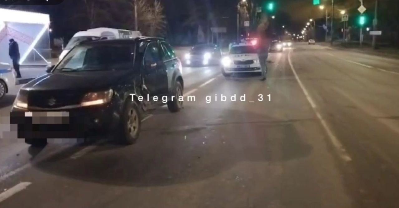 В Белгороде два человека пострадали в столкновении иномарок