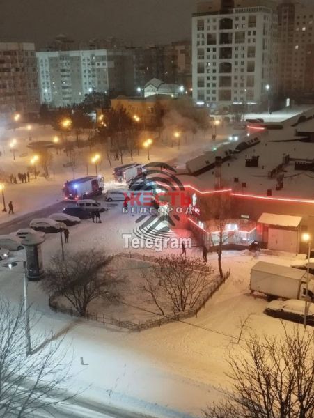 В Белгороде загорелся торговый центр «Гулливер»