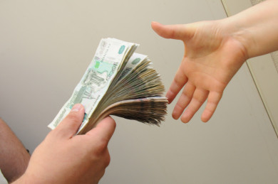 Белгородцы могут продлить выплату  единых пособий 