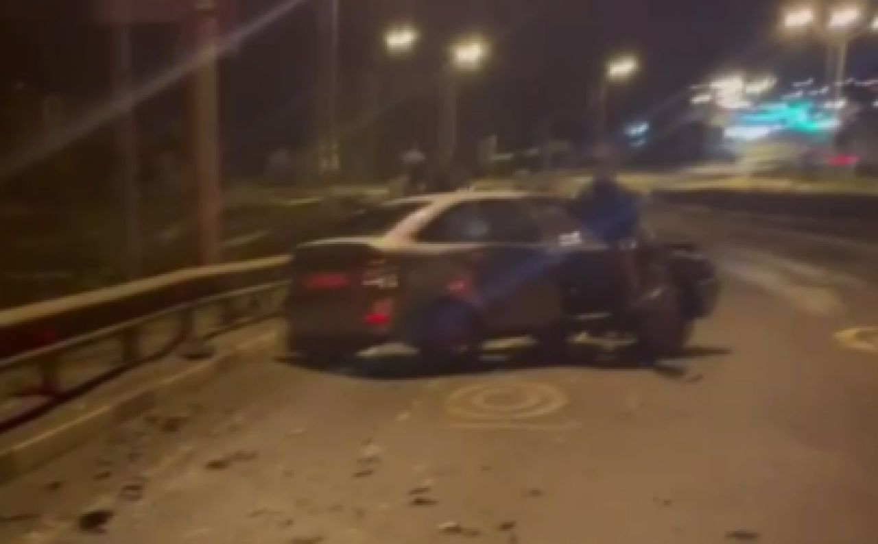 Под Белгородом начинающий водитель влетел в машину с парнем и девушкой