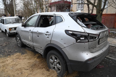 В Белгороде запустили горячую линию для владельцев поврежденных при обстреле машин