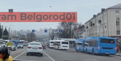 В Белгороде на «Родине» выстроилась пробка из автобусов