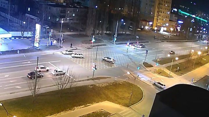 В Белгороде обстрелянный светофор заменили раньше срока